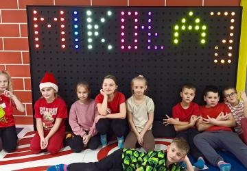 „MIKOŁAJKI  W  BAZIE”