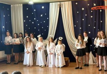 Maleńka miłość w żłobie śpi … - WIGILIA 2025/2026