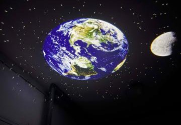 Kosmiczna lekcja w klasie 1