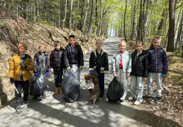 Udział szkoły w akcji „Posprzątaj z nami Małopolskę”