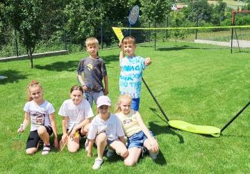 Słoneczny dzień pełen wrażeń – klasa III na pikniku